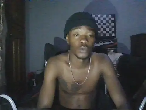 Snapshot of SowetoR500 chatting on May 29, 2026, 7:31 pm SowetoR500 online show from May 29, 2026, 7:31 pm