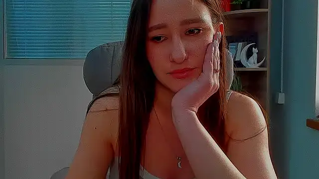 Olimia online show from May 1, 2026, 9:25 am