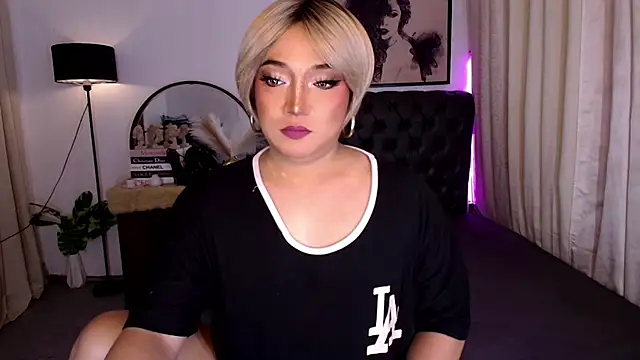 Sensual Ekang online show from July 22, 2026, 5:59 pm