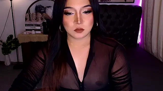 Sensual Ekang online show from July 13, 2026, 1:38 am