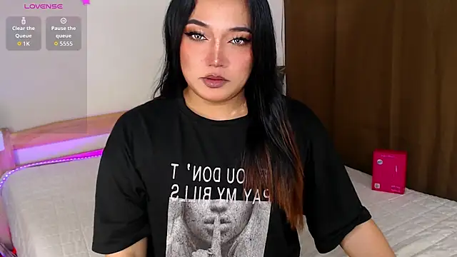 Sensual Ekang online show from July 10, 2026, 5:35 pm
