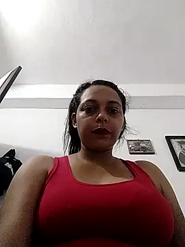 aurorabillini online show from May 25, 2026, 8:07 pm