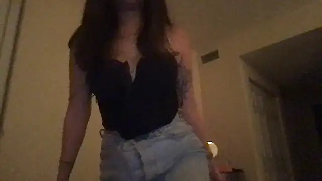 kittycat4810 online show from May 18, 2026, 5:56 am