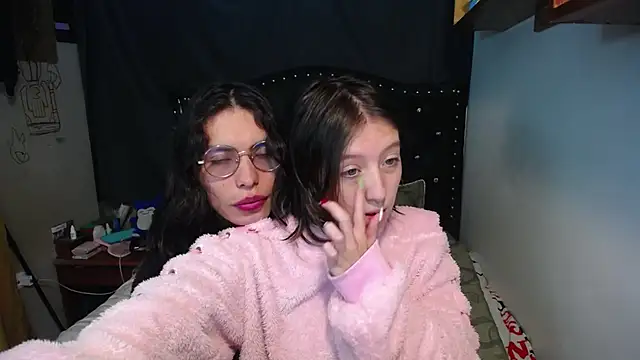 Blair y Briar online show from July 28, 2026, 7:39 pm