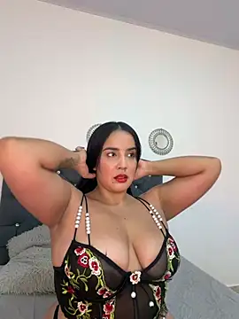 viioletta 00 online show from June 13, 2026, 4:16 pm