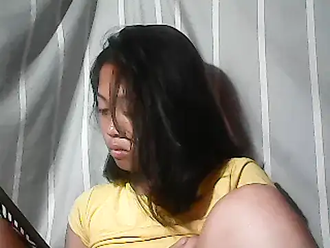 Yours AsianPinayGirl18 online show from June 11, 2026, 9:34 pm
