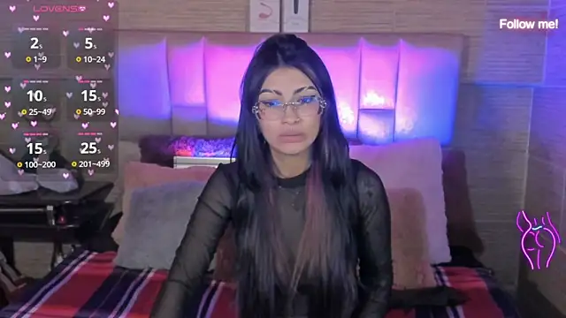mia smoke  online show from June 30, 2026, 4:12 am