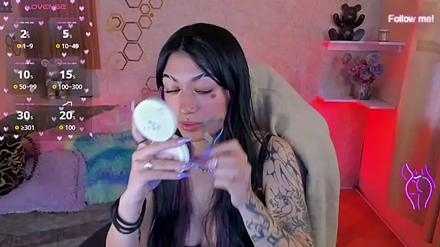 Snapshot of mia_smoke_ chatting on June 7, 2026, 1:27 pm mia smoke online show from June 7, 2026, 1:27 pm