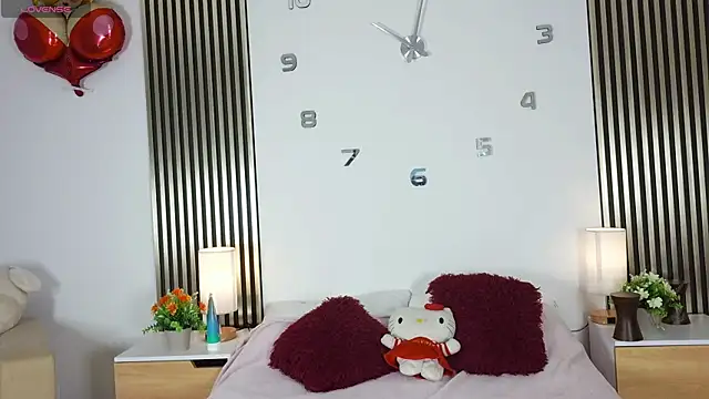 Snapshot of Juliette_Doll_ chatting on June 30, 2026, 1:44 pm Juliette Doll online show from June 30, 2026, 1:44 pm