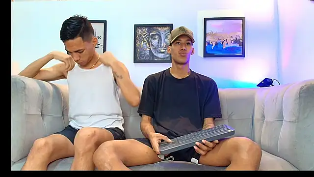RED BOYS XXX online show from June 28, 2026, 1:17 pm
