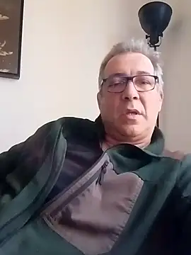 Snapshot of Soloyan chatting on February 10, 2025, 4:36 pm Soloyan online show from February 10, 2025, 4:36 pm