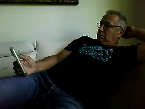 Snapshot of Soloyan chatting on September 26, 2025, 11:17 am Soloyan online show from September 26, 2025, 11:17 am