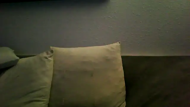 Snapshot of Soloyan chatting on September 27, 2025, 5:02 am Soloyan online show from September 27, 2025, 5:02 am