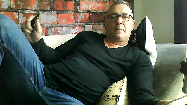 Soloyan online show from February 25, 2026, 1:22 pm