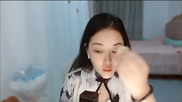 Amy-cnbaby online show from August 5, 2026, 2:05 am