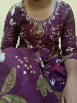 Seema yadav01 online show from May 21, 2026, 8:34 am
