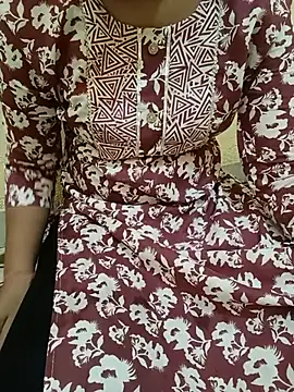 Snapshot of Seema_yadav01 chatting on June 17, 2026, 5:07 am Seema yadav01 online show from June 17, 2026, 5:07 am