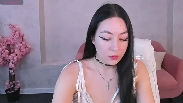 Snapshot of Sofia_Conner chatting on May 20, 2026, 9:28 am Sofia Conner online show from May 20, 2026, 9:28 am