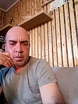 ElCostel online show from April 30, 2026, 2:46 pm