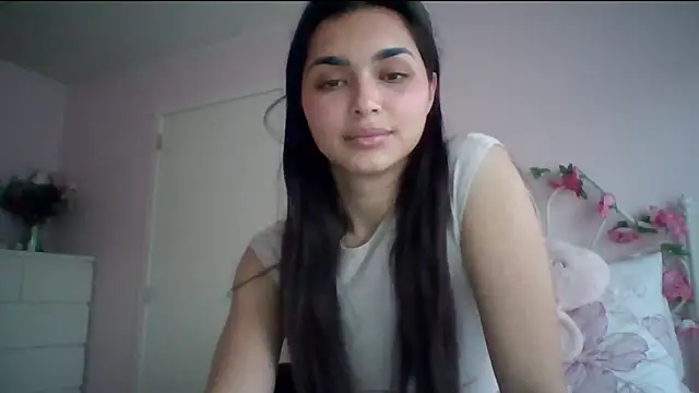 Snapshot of yourbella37 chatting on May 18, 2026, 7:07 pm yourbella37 online show from May 18, 2026, 7:07 pm