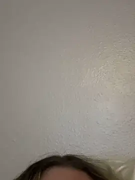 reneerose online show from May 2, 2026, 3:23 am