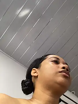  sweetSabrina- online show from May 21, 2026, 8:28 pm