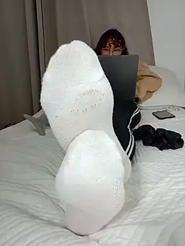 Ari vibesX online show from June 8, 2026, 11:27 pm
