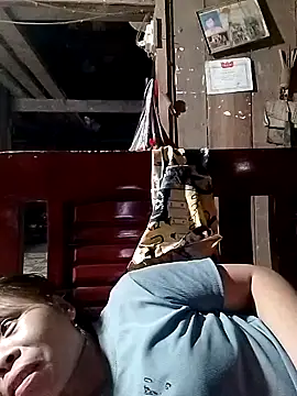 Snapshot of daisyy2 chatting on July 1, 2026, 1:44 pm daisyy2 online show from July 1, 2026, 1:44 pm