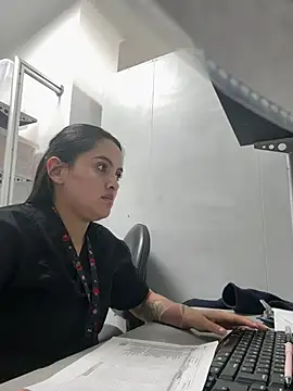 Snapshot of marianm29-1 chatting on June 3, 2026, 2:44 pm marianm29-1 online show from June 3, 2026, 2:44 pm
