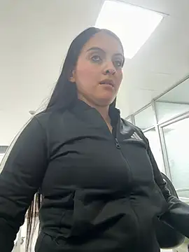 Snapshot of marianm29-1 chatting on May 3, 2026, 7:35 am marianm29-1 online show from May 3, 2026, 7:35 am