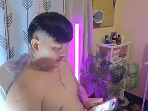 Ashtonfuckingboi online show from July 11, 2026, 10:04 am