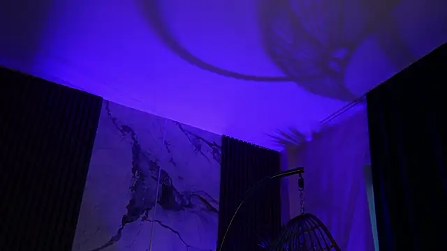 MiaVelvety online show from June 14, 2026, 2:24 am
