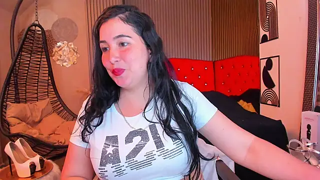 Snapshot of BBWLuxuryMuse chatting on July 28, 2026, 2:13 pm BBWLuxuryMuse online show from July 28, 2026, 2:13 pm