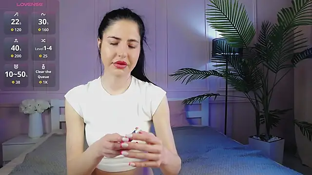Emily xoo online show from May 5, 2026, 7:06 pm