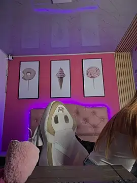 Jessy Queen online show from May 15, 2026, 7:34 pm