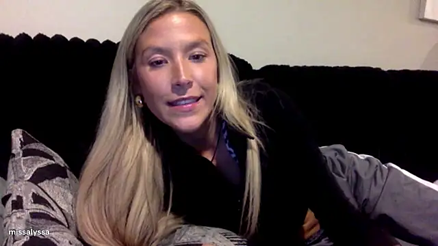Snapshot of Misss_alyssaaa chatting on June 4, 2026, 3:11 am Misss alyssaaa online show from June 4, 2026, 3:11 am