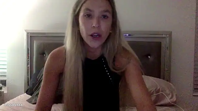 Snapshot of Misss_alyssaaa chatting on May 28, 2026, 3:36 am Misss alyssaaa online show from May 28, 2026, 3:36 am