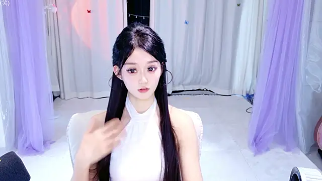 Snapshot of Wa-Nini chatting on May 19, 2026, 11:06 am Wa-Nini online show from May 19, 2026, 11:06 am