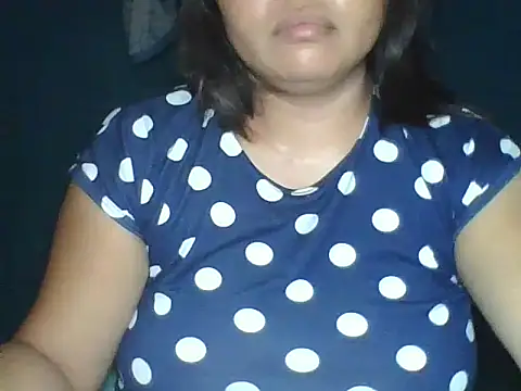 MommyKaye30 online show from July 2, 2026, 7:42 pm