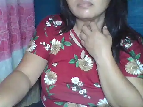 MommyKaye30 online show from July 21, 2026, 6:09 pm