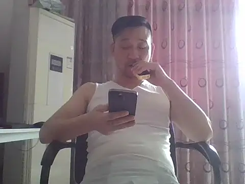 Snapshot of semir-xin chatting on June 8, 2026, 6:58 am semir-xin online show from June 8, 2026, 6:58 am