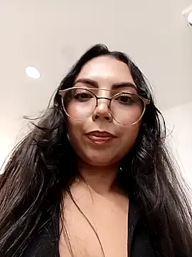 Snapshot of JENNIFER__03 chatting on June 2, 2026, 6:19 pm JENNIFER 03 online show from June 2, 2026, 6:19 pm