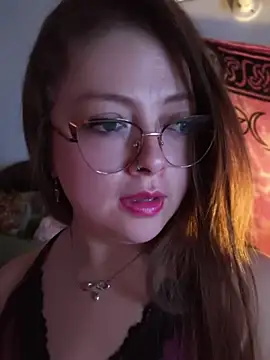 Snapshot of Lilith_Desire chatting on July 1, 2026, 2:45 am Lilith Desire online show from July 1, 2026, 2:45 am