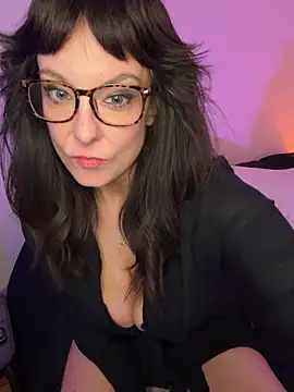 EvaGx online show from May 23, 2026, 4:22 am