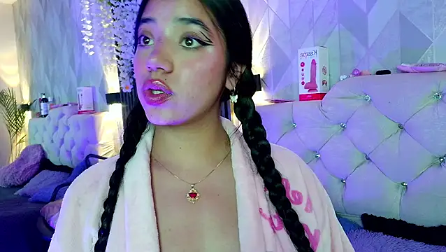 Zaira bonny online show from June 12, 2026, 5:10 pm