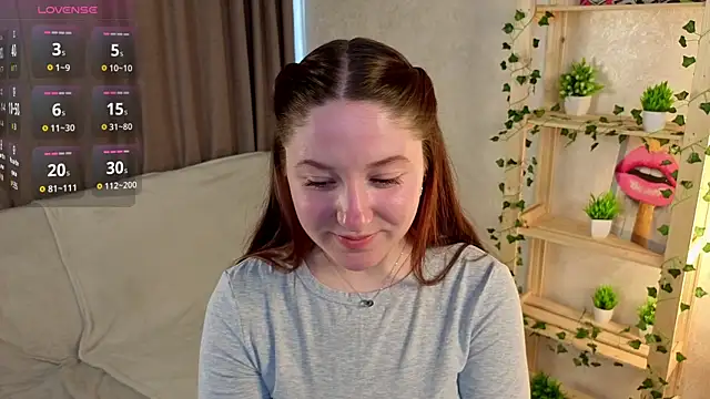 RudyLienna online show from May 25, 2026, 4:23 am