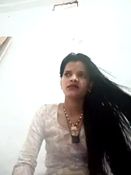 Student garl 1 online show from May 13, 2026, 7:15 am