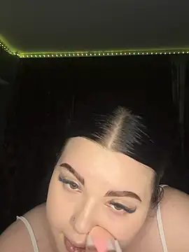 ElyBabyX online show from May 26, 2026, 11:58 pm