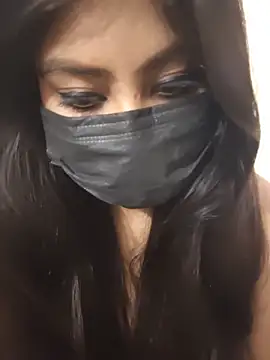 Snapshot of RAGNI-Love chatting on May 18, 2026, 6:51 am RAGNI-Love online show from May 18, 2026, 6:51 am
