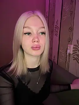 Snapshot of Velvet_Doll_ chatting on May 31, 2026, 4:07 am Velvet Doll online show from May 31, 2026, 4:07 am